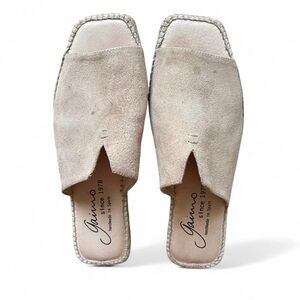 Espadrilles Gaimo Slides/Sandles 8.5 Size in women’s beige suede